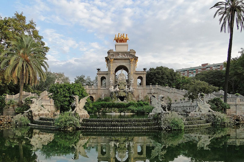 Hãy để những không gian như trong “Khu vườn địa đàng” Parc de la Ciutadella cuốn bạn đi