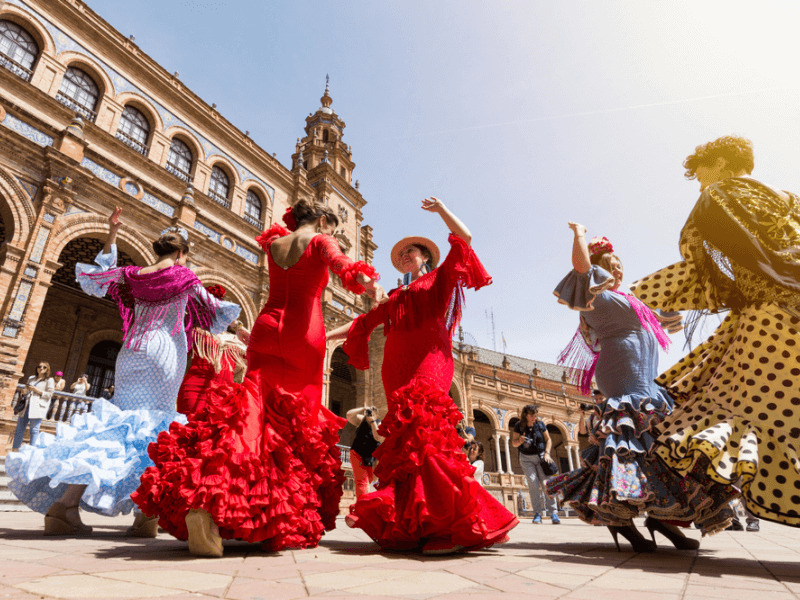 Flamenco ra đời từ vùng đất Andalusia, nơi chịu ảnh hưởng rất nhiều từ văn hóa Trung Đông