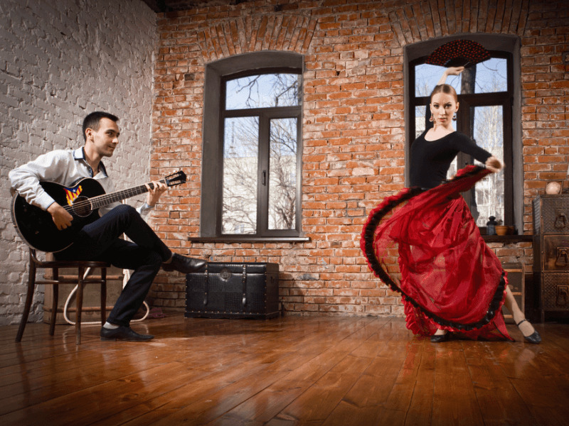 Flamenco là một loại hình nghệ thuật pha trộn từ ba yếu tố khác nhau
