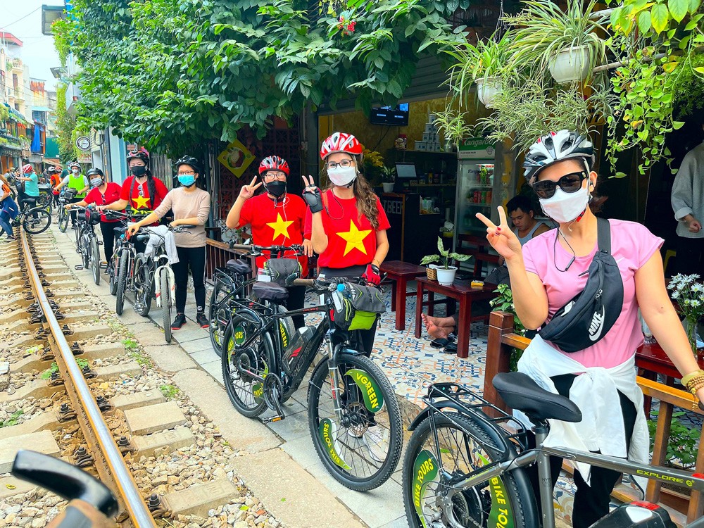 Viet Bike Tours: Thăng Long Tứ Trấn