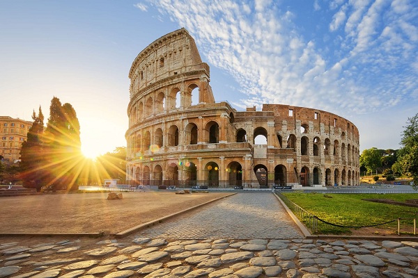 Đấu trường La Mã Colosseum - Dấu ấn cổ đại của Ý