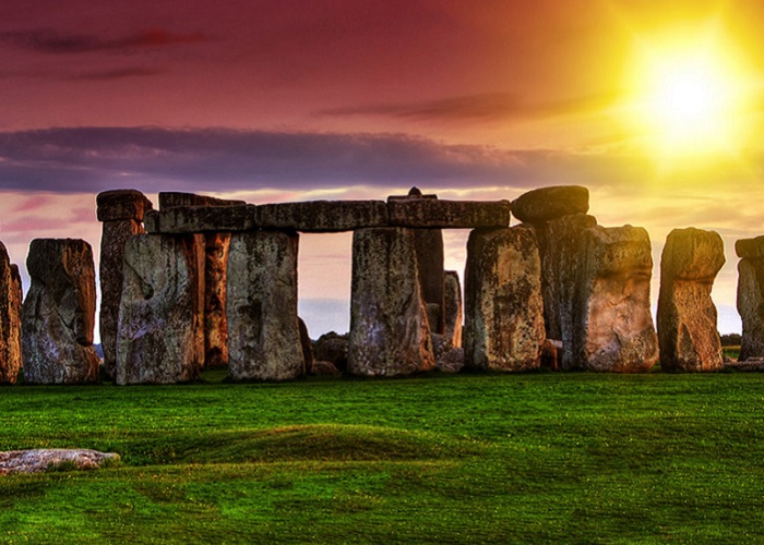 Bãi đá cổ Stonehenge nước Anh do ai xây dựng vẫn đang là câu hỏi chưa tìm được lời giải đáp