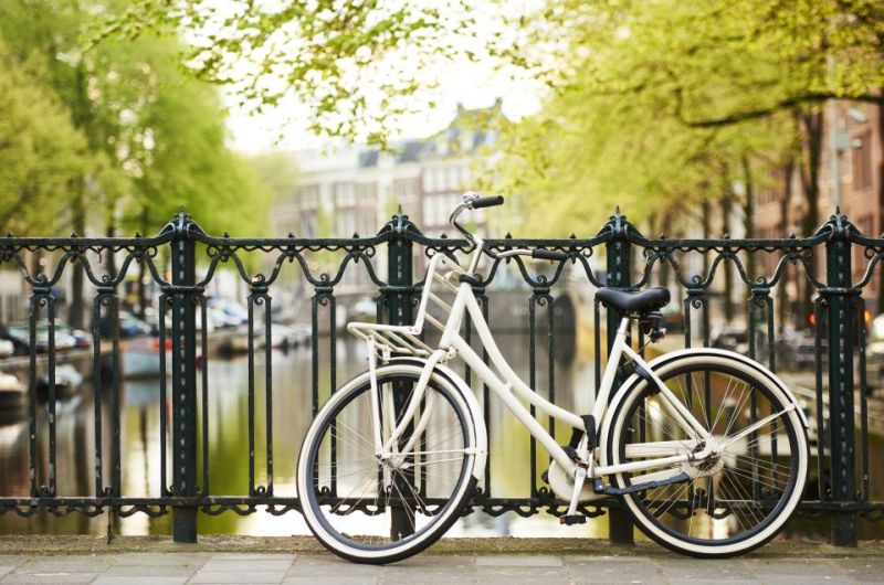  Xe đạp trở thành một biểu tượng không thể thiếu ở Amsterdam