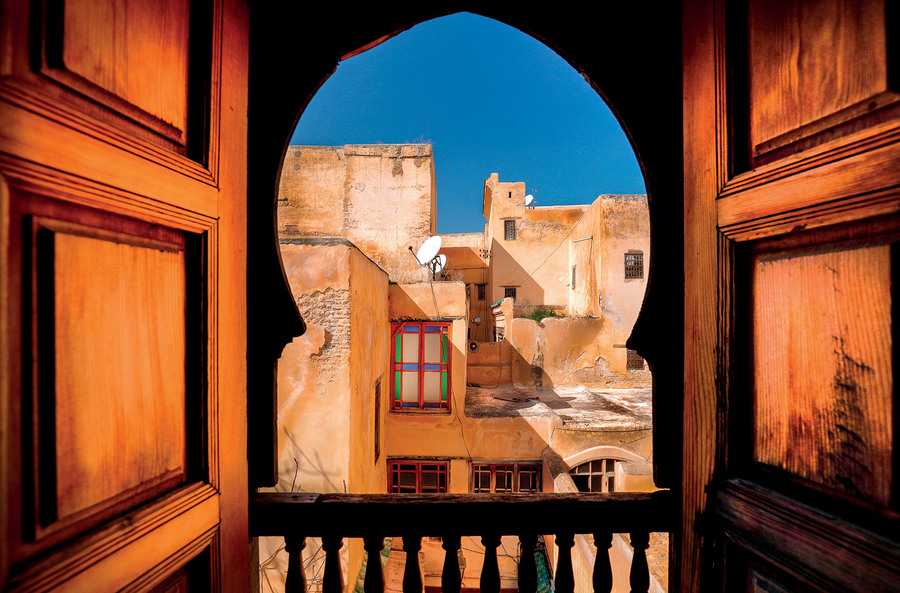 Kiến trúc Arab trong một tòa nhà cổ ở Fez.