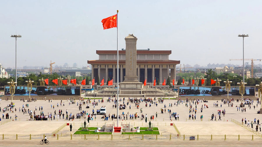 Một địa danh không thể bỏ qua khi du lịch Bắc Kinh, đó chính là quảng trường Thiên An Môn.