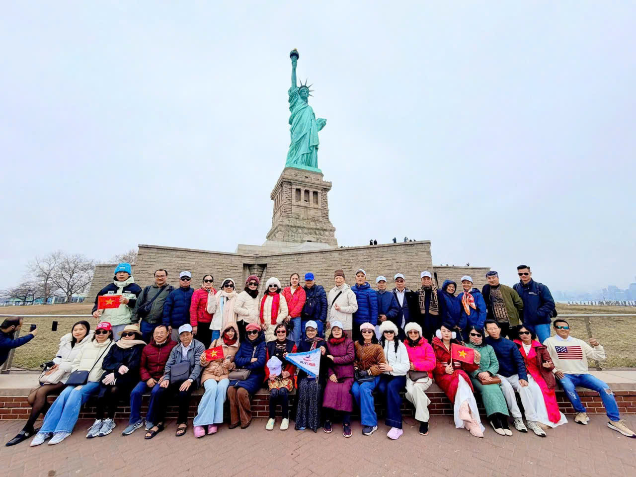 HÀ NỘI / SÀI GÒN - TAIPEI - NEW YORK (ĂN/NGHỈ TRÊN MB)