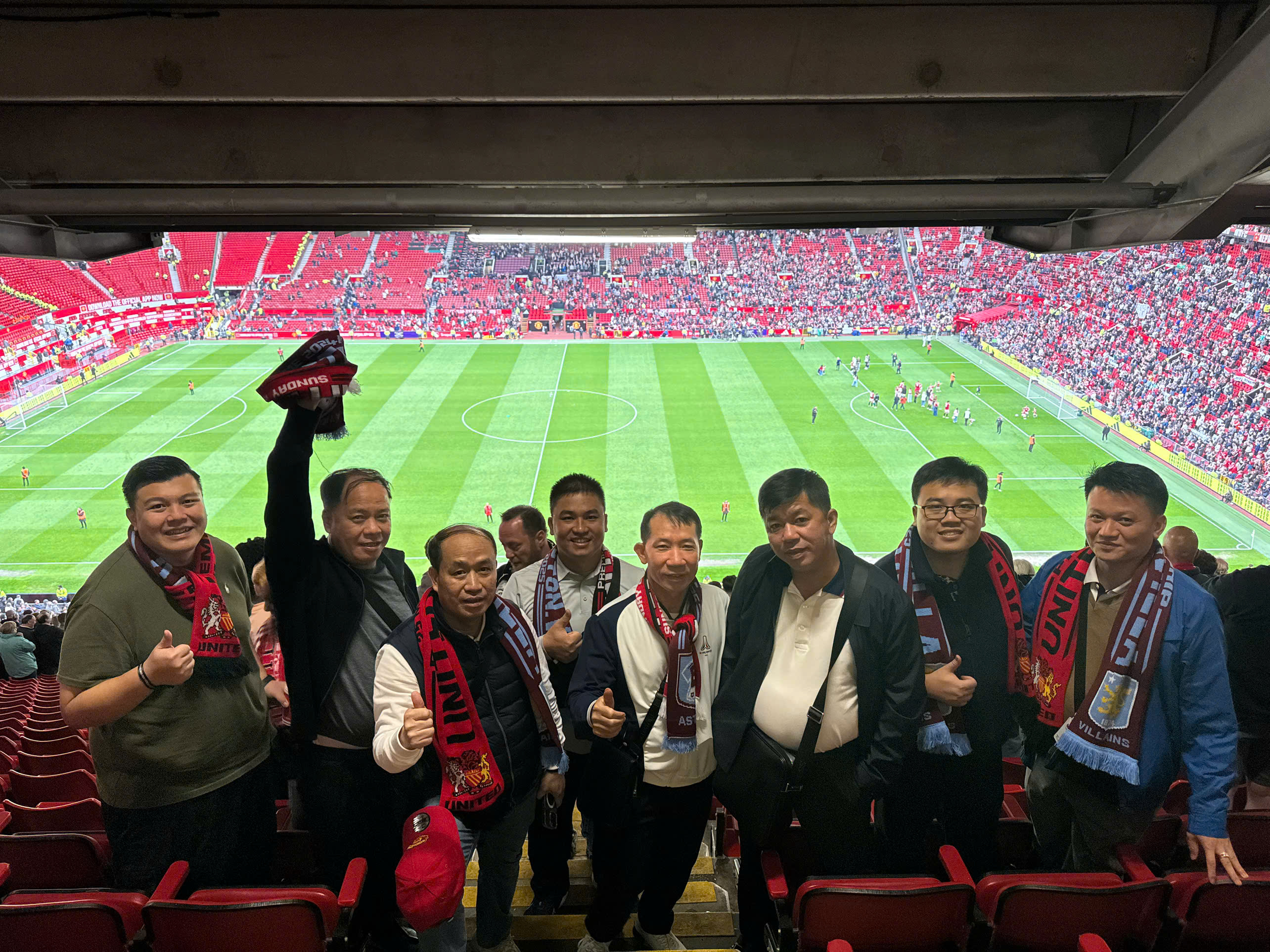 MANCHESTER – SÂN VẬN ĐỘNG OLD TRAFFORD – EDINBURGH
